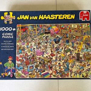 Jan van Haasteren 1000+ Comic Puzzle - The Toy Shop
